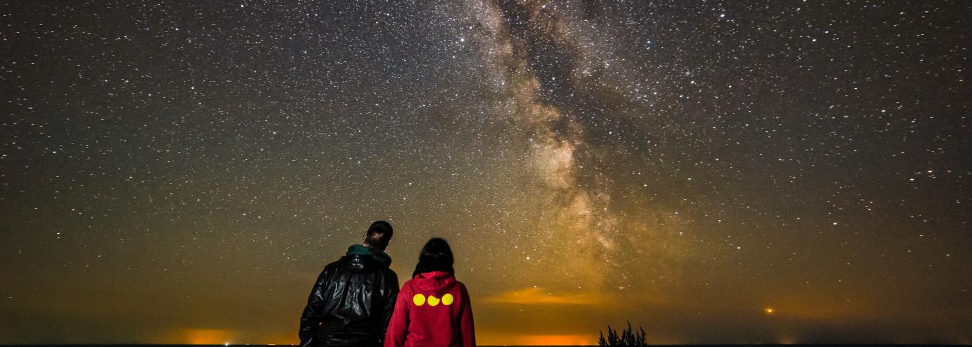 Couple watching the Milky Way
